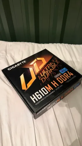 PLACA MÃE H610M H DDR4 (NOVA E NUNCA USADA! COMPRADA POR ENGANO) com nota fiscal*
