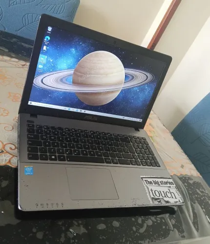 Notebook Asus core i5, ssd256gb, placa de vídeo dedicada nvidia 