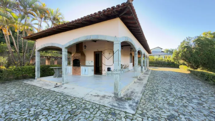 CONDOMÍNIO NOSSA FAZENDA - Casa à venda no bairro Condomínio Nossa Fazenda - Esmeraldas/MG