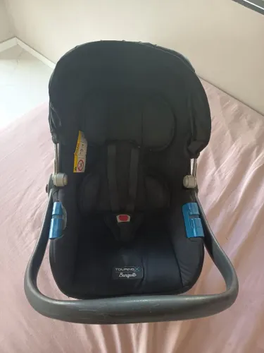Bebê conforto Burigotto Turing 
