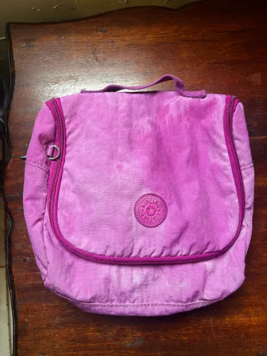 Bolsa lancheira kipling roxa 