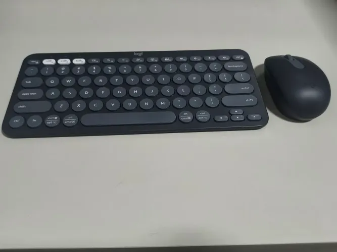 Kit periféricos Logitech - Bluetooth