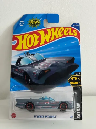 Hot Wheels batmobile 66