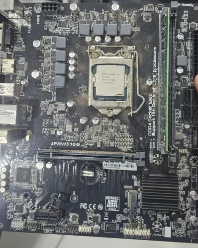 Kit com i3 10100