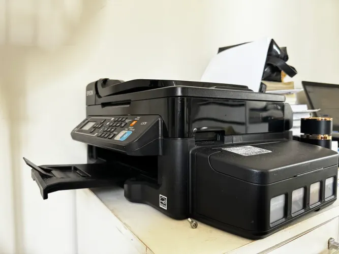 Vendo impressora Epson L575