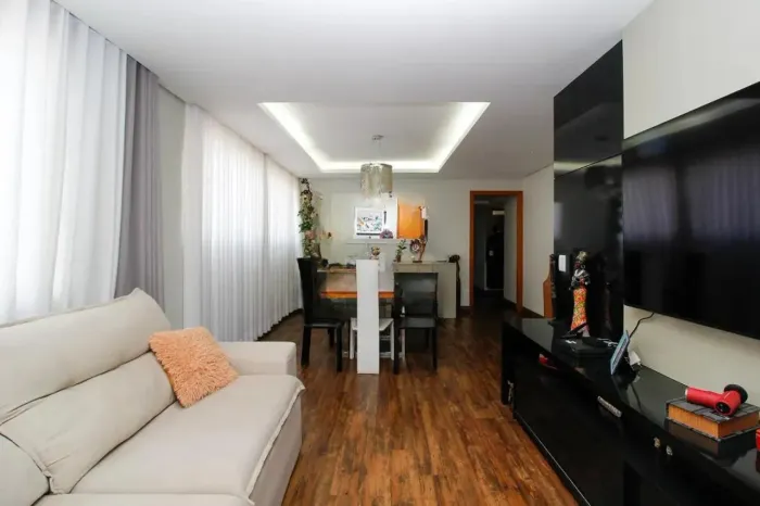 Apartamento à Venda - Buritis, 4 Quartos, 120 m2