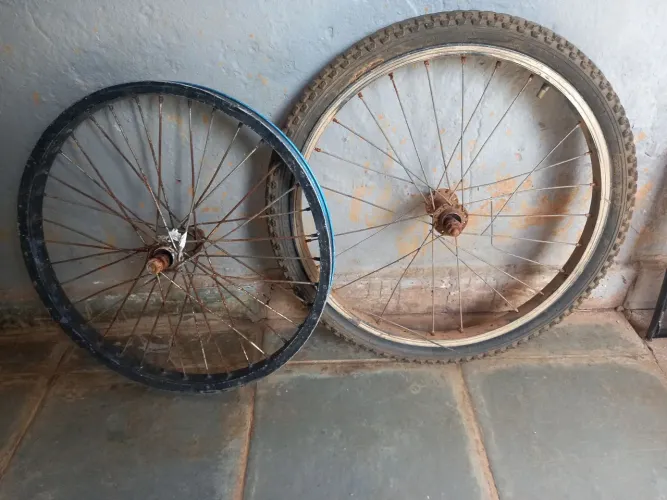 Rodas aro 20 para bicicleta ou carrinho projetos
