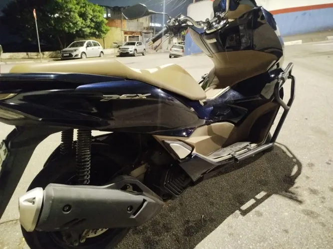 Vendo pcx DLX, único dono