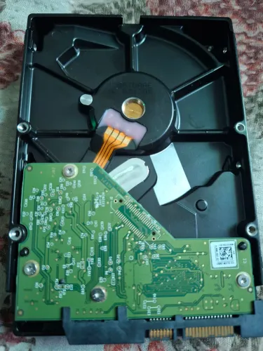 HD WD 500GB DE PC SATA, IMPECÁVEL COM POUCAS HORAS DE USO, ESTADO DE NOVO