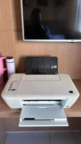 Impresso HP em perfeito estado. Tem função wi-fi e utilizada apenas uma vez. 
