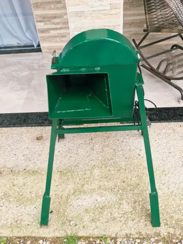 Triturador de capim