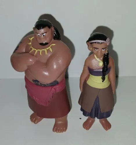 LOTE DUPLA MINIATURAS DISNEY MOANA MÃE SINA PAI CHEFE TUI ORIGINAIS