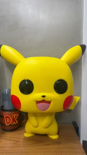 Funko Gigante Pikachu 