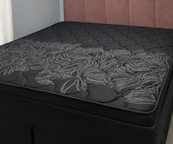 Vendo cama Superking com 3 meses de uso 1600