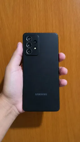 SAMSUNG A52