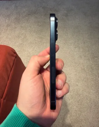 iPhone 15 pro 128 americano