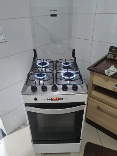 Fogão brastemp em perfeito estado de conservação e funcionamento. 