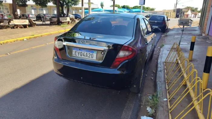 JAC J3 Turin Sedan Brasil 1.4 16V 4P Mec. 2012