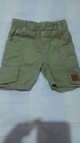 Roupas de bebê 4 a 5 reais 