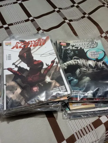 MARVEL ACTION PANINI COLEÇÃO COMPLETA 34 VOLUMES