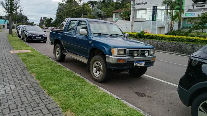 Toyota Hilux CD SR5 4X4 2.8 Diesel 1998