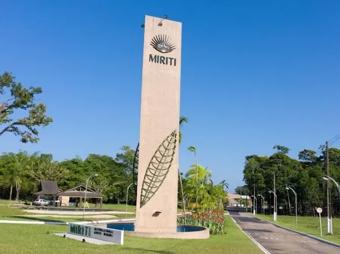 Vendo Lote no Miriti Internacional Golf Marina | 915m² | preço especial à vista