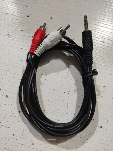 Cabo P2 x 2RCA 1.5M Áudio