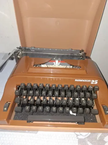 Máquina de escrever 