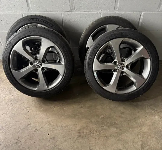 Rodas Brooklin R17 Golf GTI original