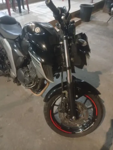 Vendo Fazer 250