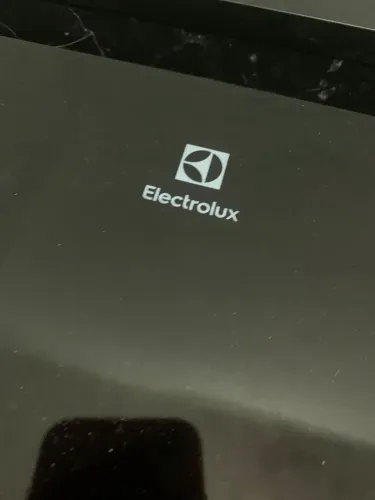 Cocktop de indução Electrolux 
