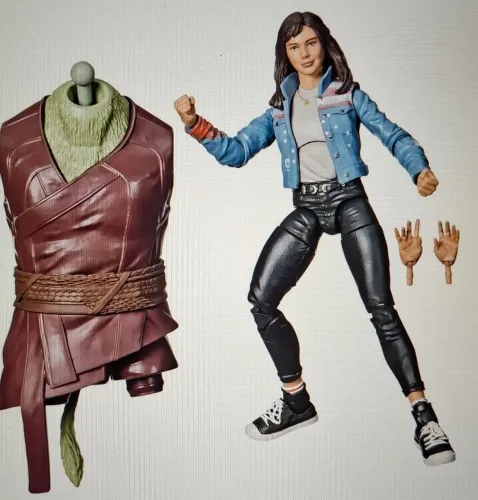 Boneco Marvel Legends America Chavez Dr Estranho Hasbro Original
