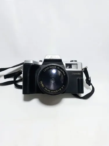 Câmera fotográfica analógica yashica 2000N