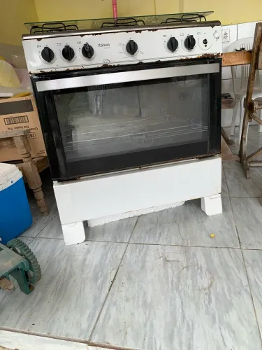 Vende-se um fogão 