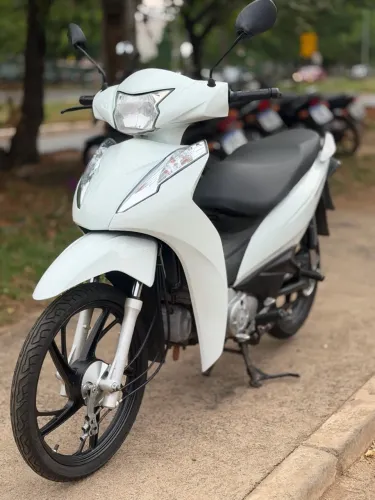 Honda Biz 110i 2018 em perfeito funcionamento
