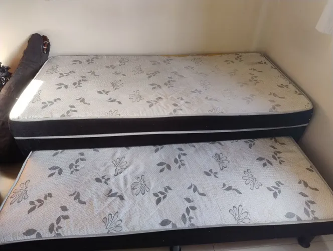 CAMA DE SOLTEIRO COM AUXILIAR