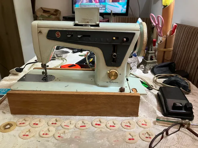 Máquina de costura Singer 67