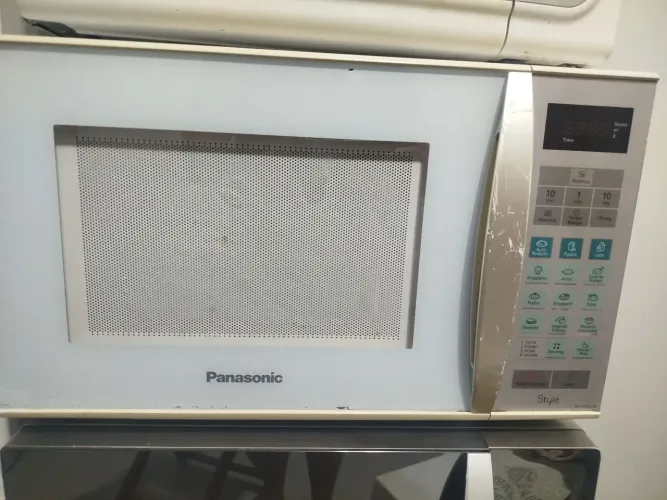 Microondas Panasonic Style 31 litros 