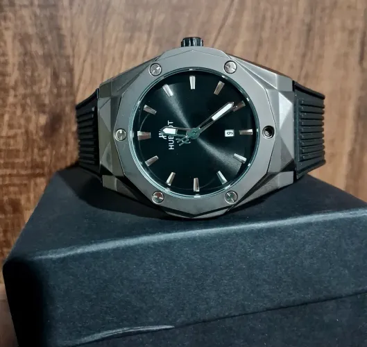 relógio casual HUBLOT