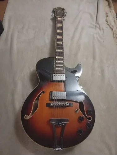 Guitarra Ibanez Art Core AG75