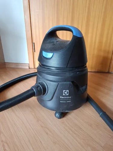 Aspiradorde pó elétrico 