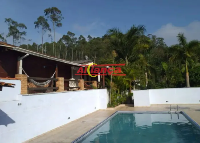 Sítio com 13.000 m² e estrutura completa para renda em Arujá