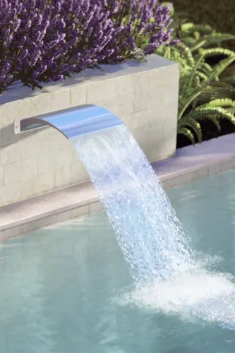 Vendo cascata pra piscina