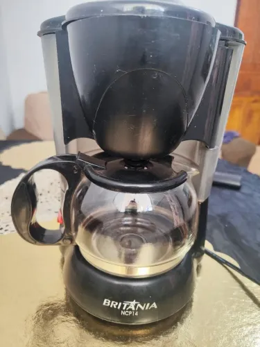 Cafeteira Britânia NCP14 - 14 xícaras - Usada, em bom estado de conservação!