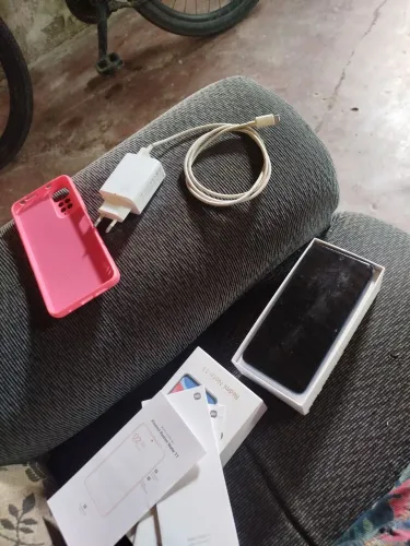 Celular Redmi Note 11 só vendo 
