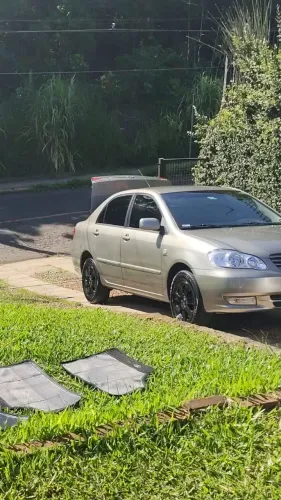 Toyota Corolla XLI 1.6 16V 110cv Aut. 2004