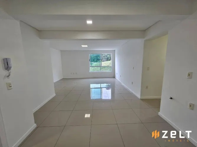 Apartamento com 3 dormitórios para alugar, 98 m² por R$ 2.800/mês - Velha - Blumenau/SC