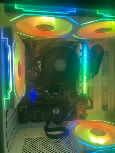 Pc gamer r5 5600g 32 de ram ddr4 aceito trocas!
