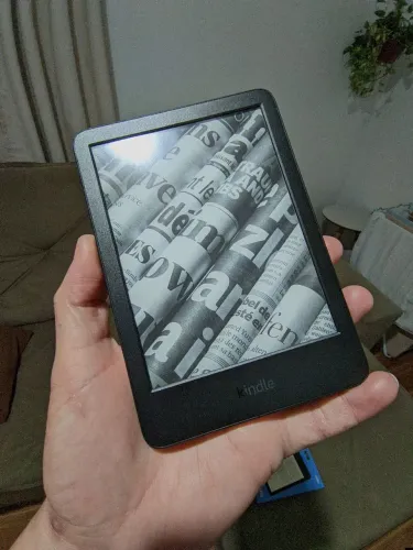 Kindle 11ª Geração 16GB de Armazenamento - Usado em estado de novo