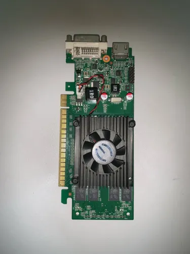 Placa Gráfica EVGA NVIDIA GeForce 210 1GB DDR3 - A funcionar a 100%